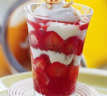 JUNE 25-NATIONAL STRAWBERRY PARFAIT DAY