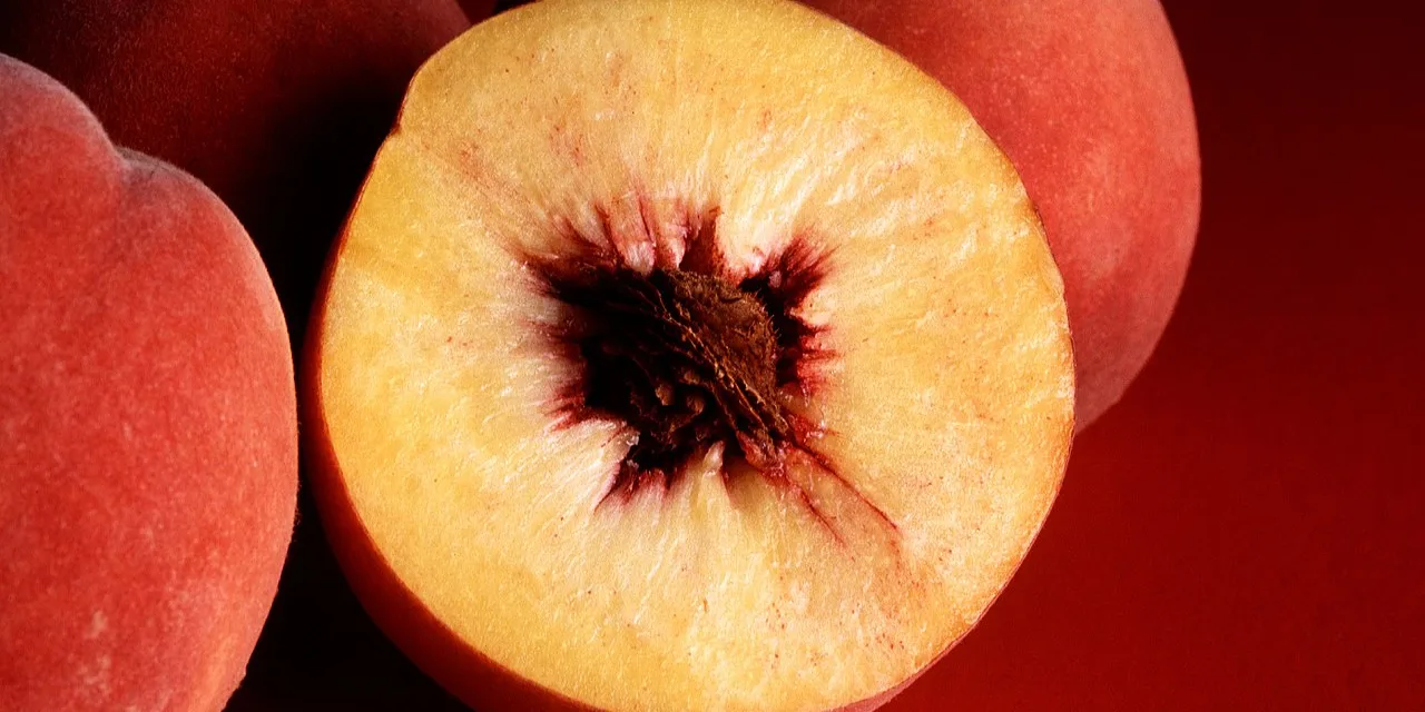 What You Need to Know About Peaches