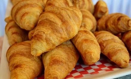 JANUARY 30-NATIONAL CROISSANT DAY