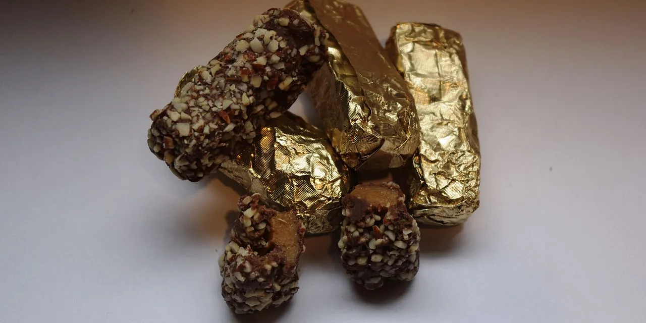 JUNE 29-NATIONAL ALMOND BUTTERCRUNCH DAY