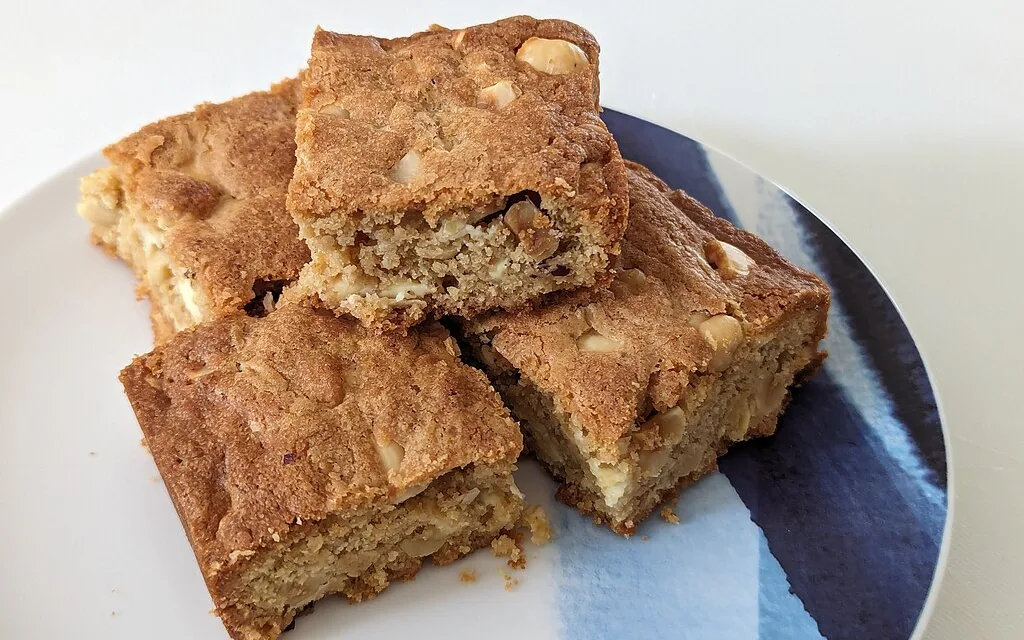 JANUARY 22-NATIONAL BLONDE BROWNIE DAY