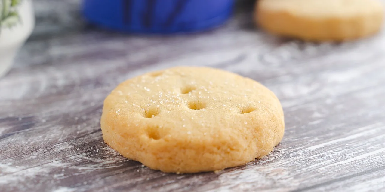 JANUARY 6-NATIONAL SHORTBREAD DAY