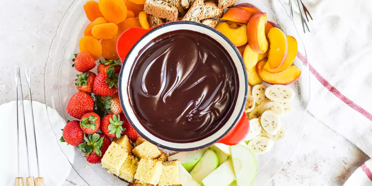 FEBRUARY 5-CHOCOLATE FONDUE DAY